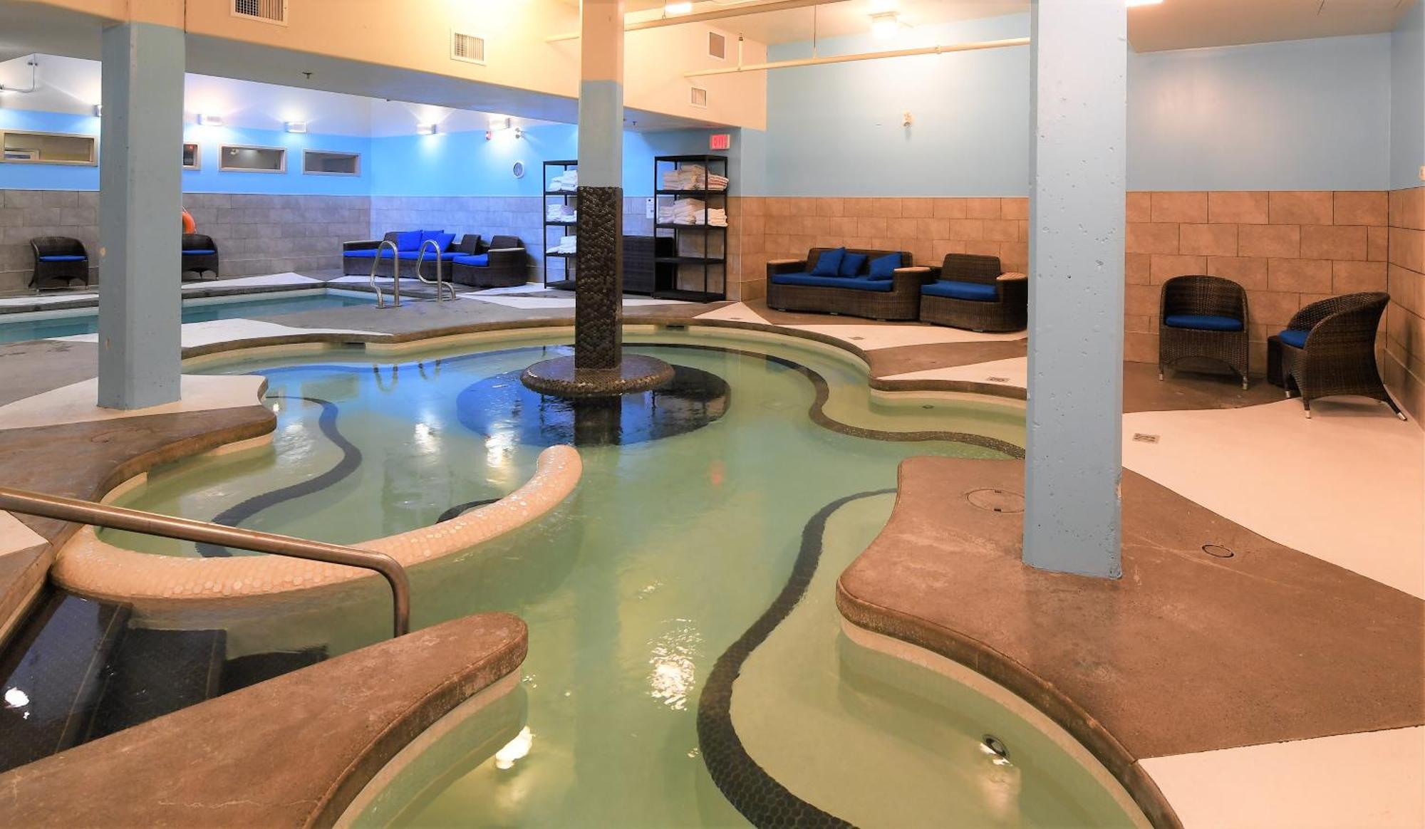 Penthouse At Solar A Resort And Spa Canmore Luaran gambar